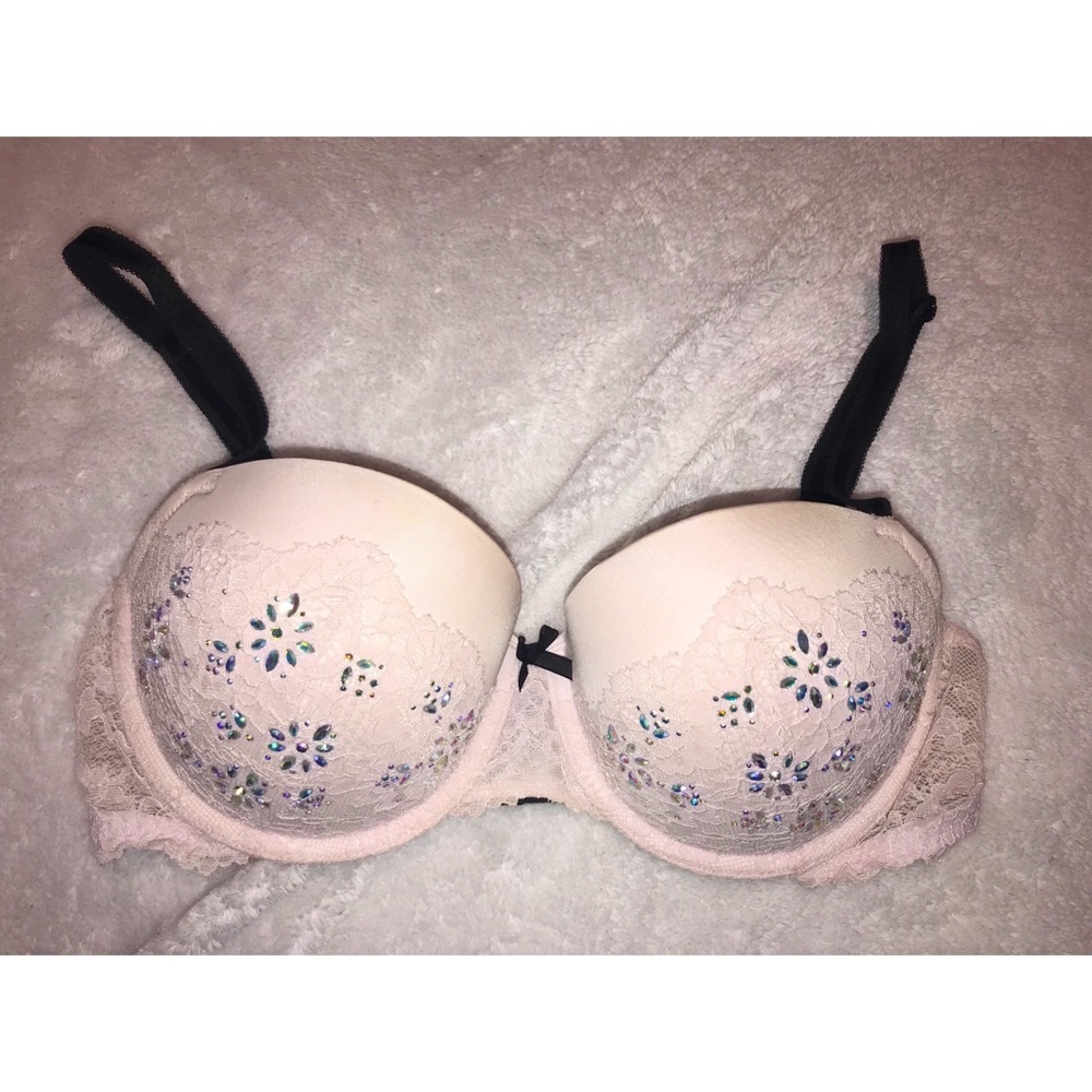 CYBER SALE Victoria’s Secret Fashion Show Bra 34D